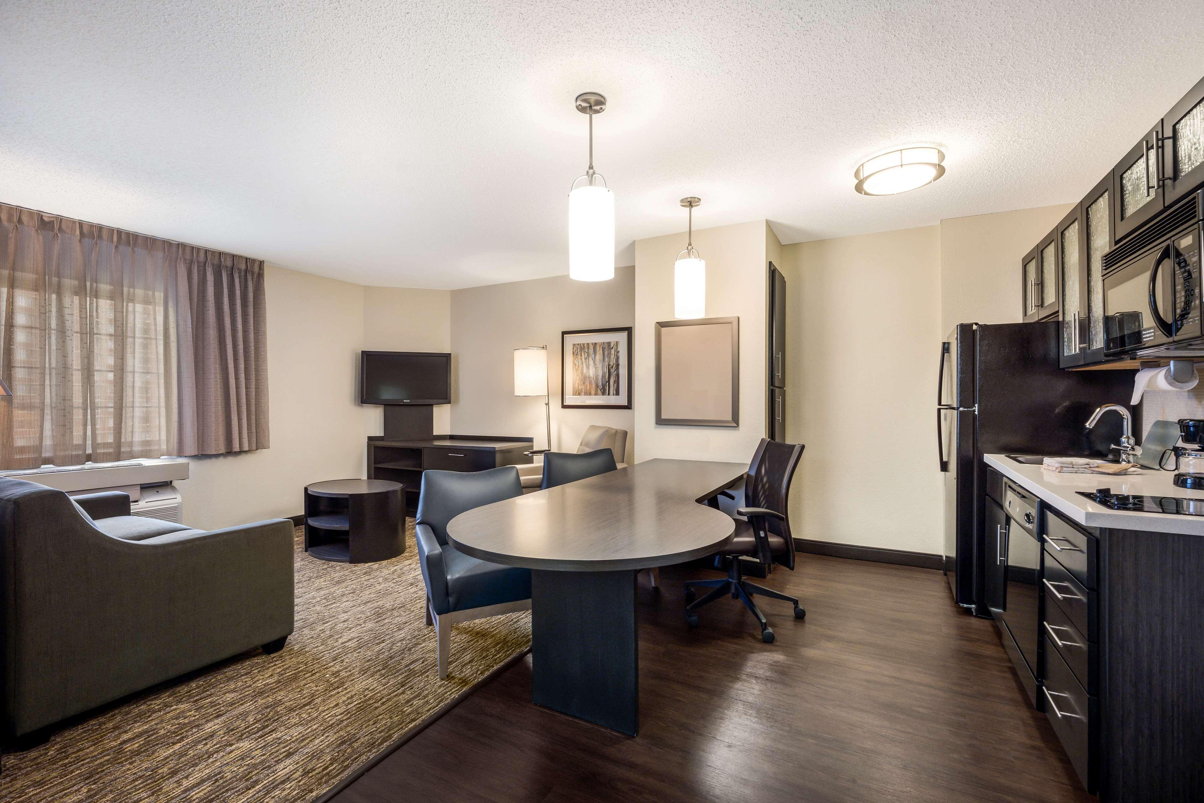 Sonesta Simply Suites Albuquerque Extérieur photo